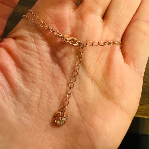 Authentic Swarovski Crystal Ocean Necklace, Anchor Starfish & Octopus Motif - Picture 4 of 4